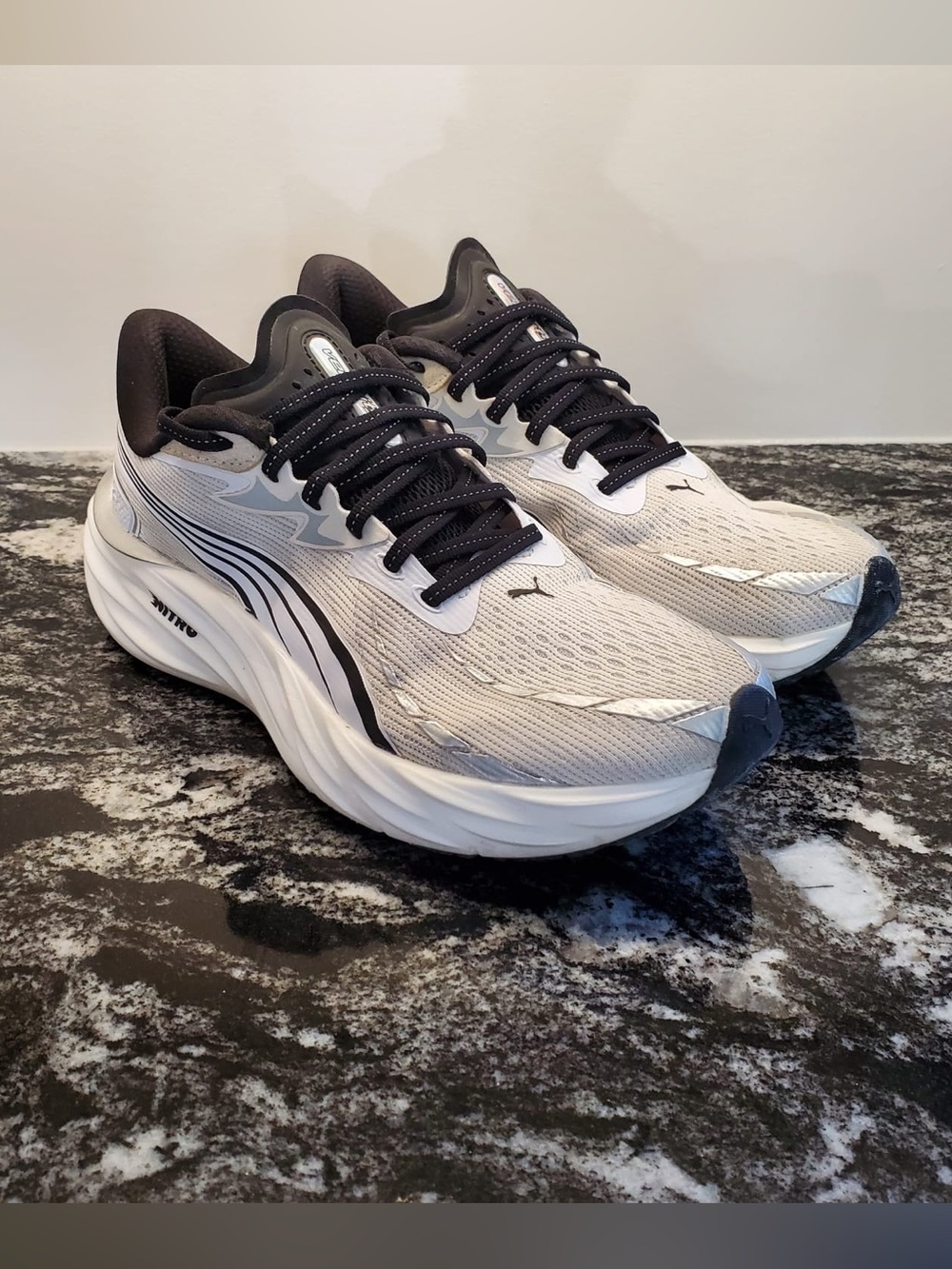 Puma Velocity Nitro 4. Men's Size 8.